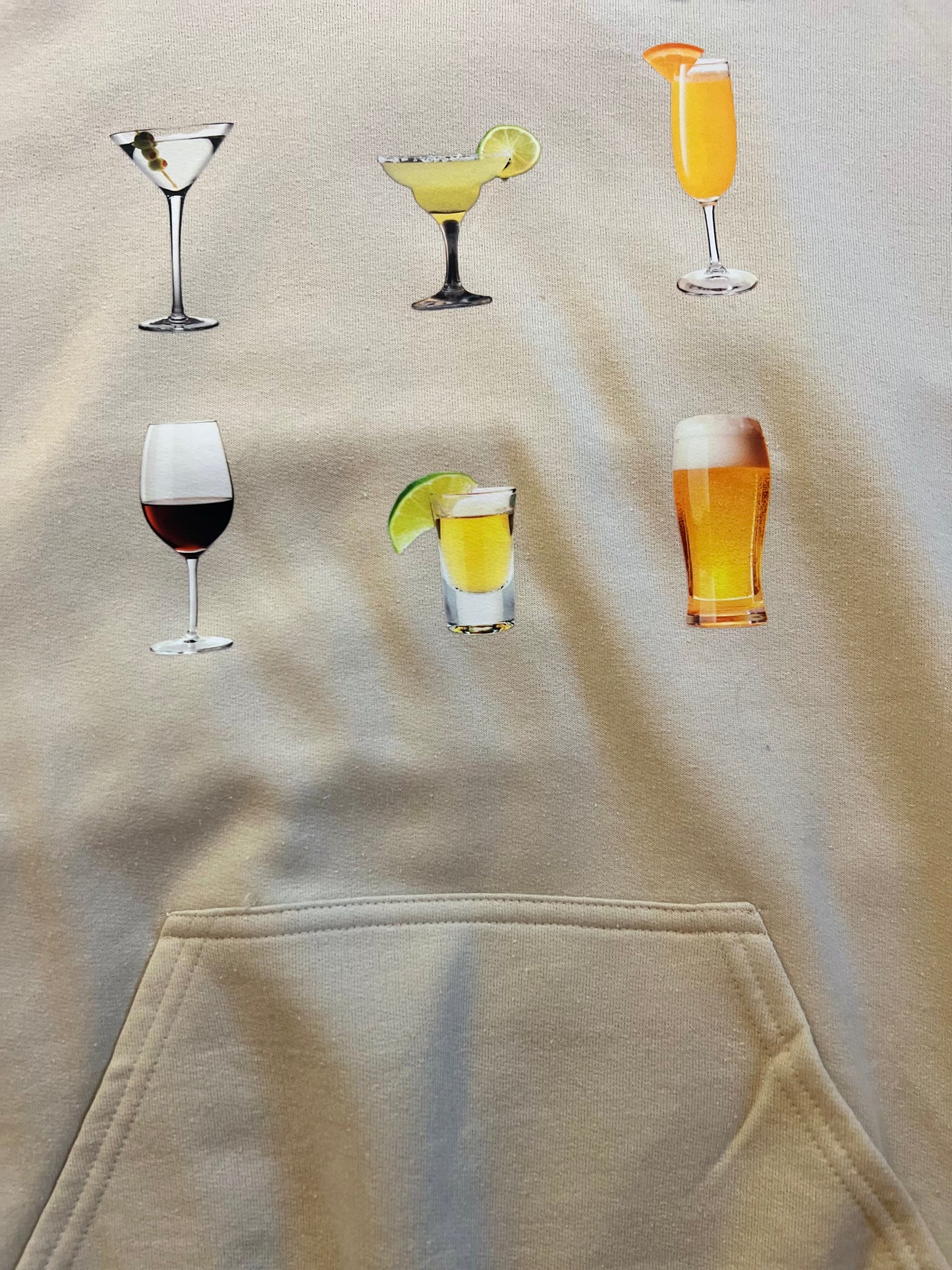 Many Drinks hoodie/crew